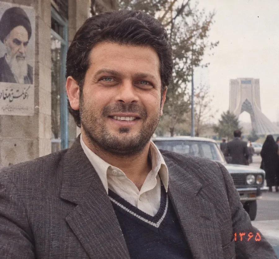 ساخت عکس دهه ۶۰ شمسی با چت جی پی تی